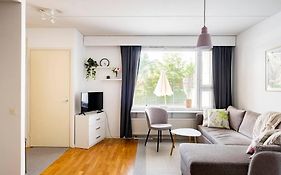 Yksioe Saunalla Ja Patiolla